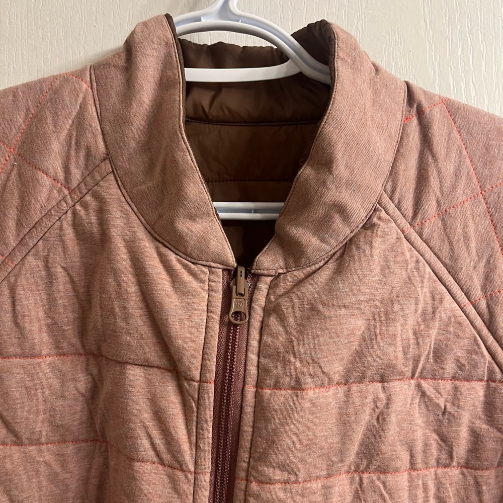Lululemon The Bomb Bomber Jacket Reversible Bark Berry Size 10 Primaloft EUC - Picture 12 of 15